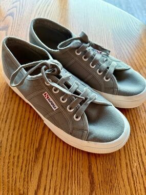 Superga washable Canvas Sneakers size 7.5